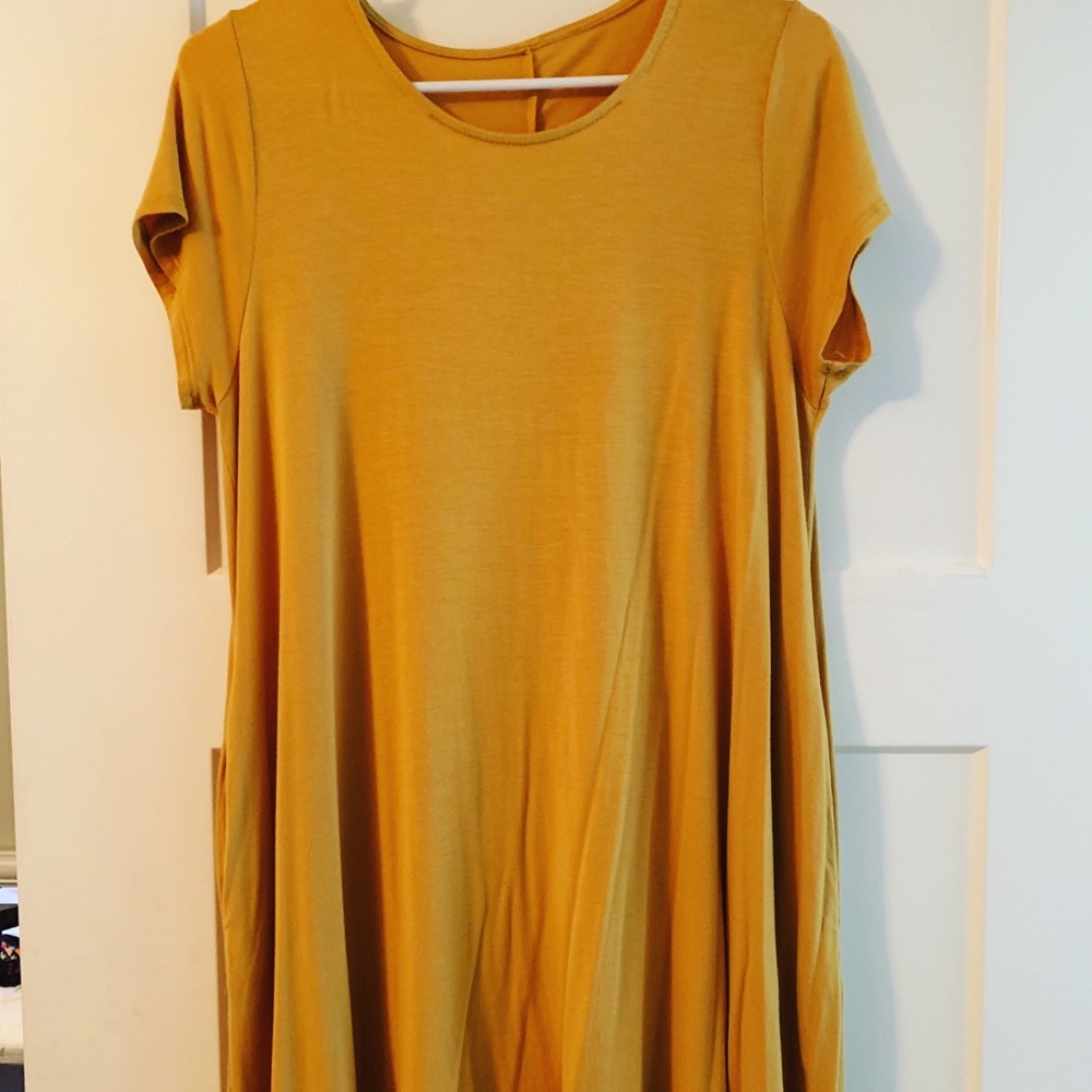 Dress with pockets!!